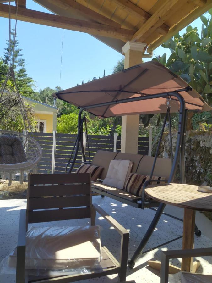 Nikos' Home Gasztúri Kültér fotó